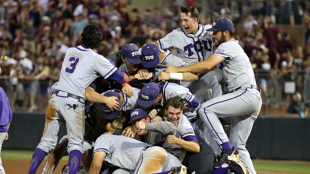 TCU beats Texas A&M again in Super Regionals